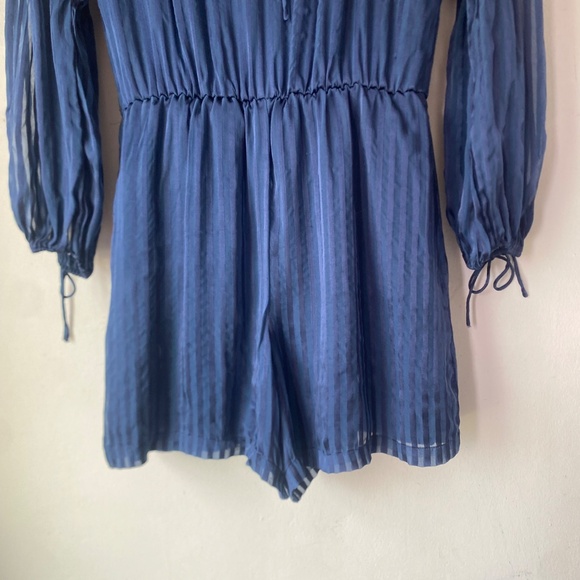 Alice + Olivia 6 Callan Stripe Silk Blend Romper - Picture 5 of 14